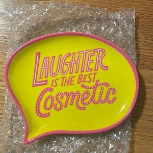 Benefit cosmetics tray